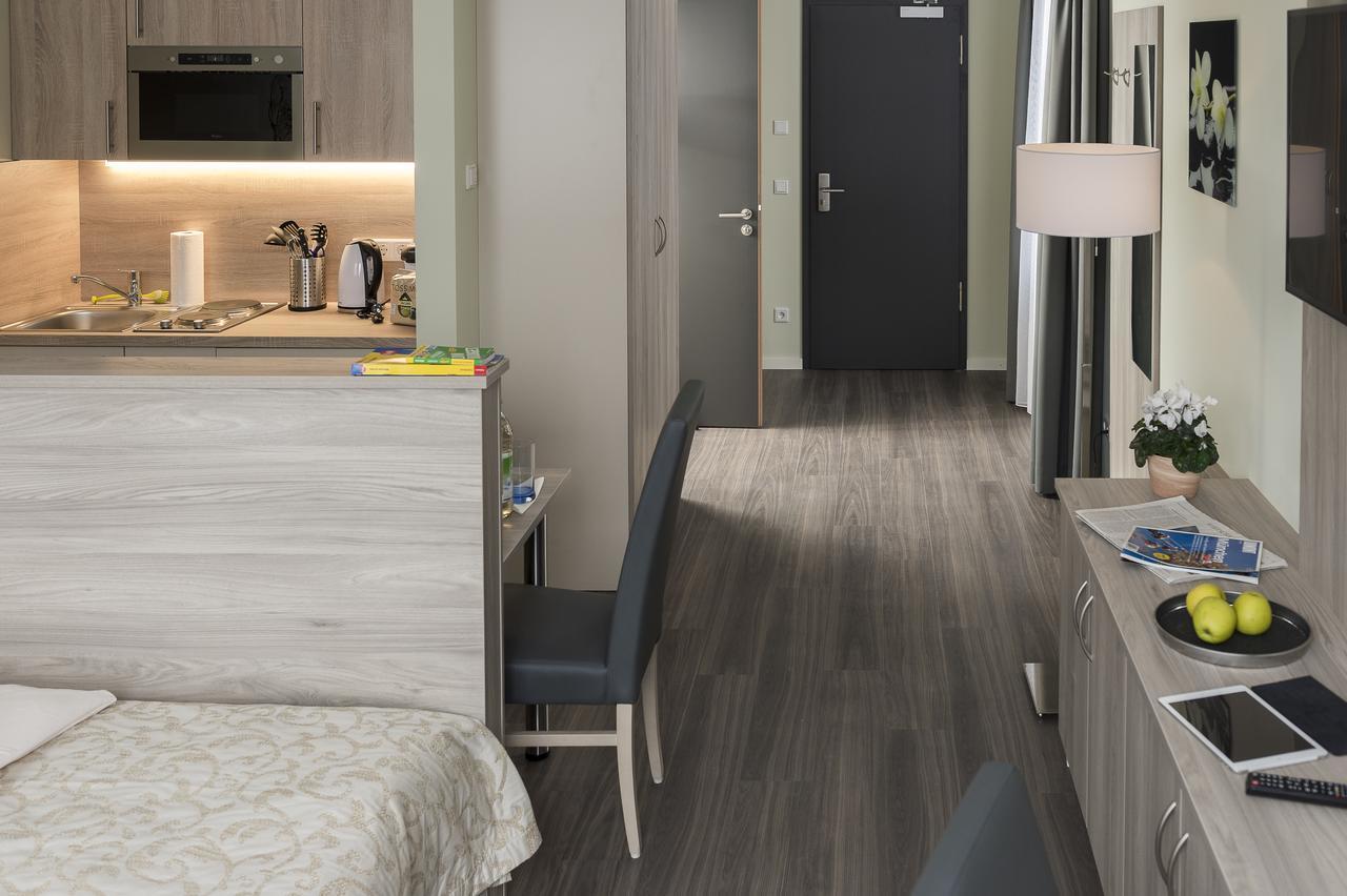 Aino Olympiapark Aparthotel 3*